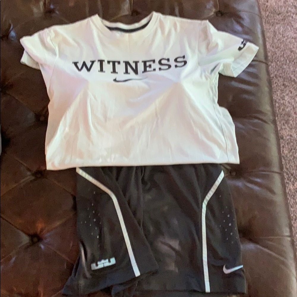 Outfit... T-shirt and shorts Nike